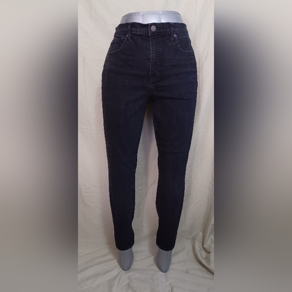 GAP Denim - A Gap Denim Black True Skinny High Rise Jeans